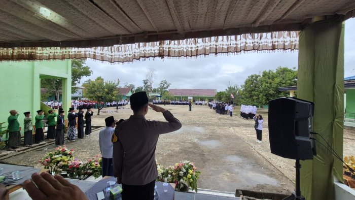 MIN 4 Sarolangun Ikuti Upacara Hari Santri di Pondok Pesantren Nurul Huda Mandiangin