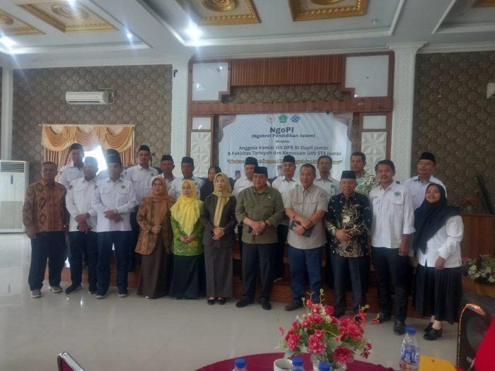 Kepala MIN 4 Sarolangun Ikuti Kegiatan Ngopi (Ngobrol Pendidikan Islam) Bersama Anggota Komisi VIII DPR RI